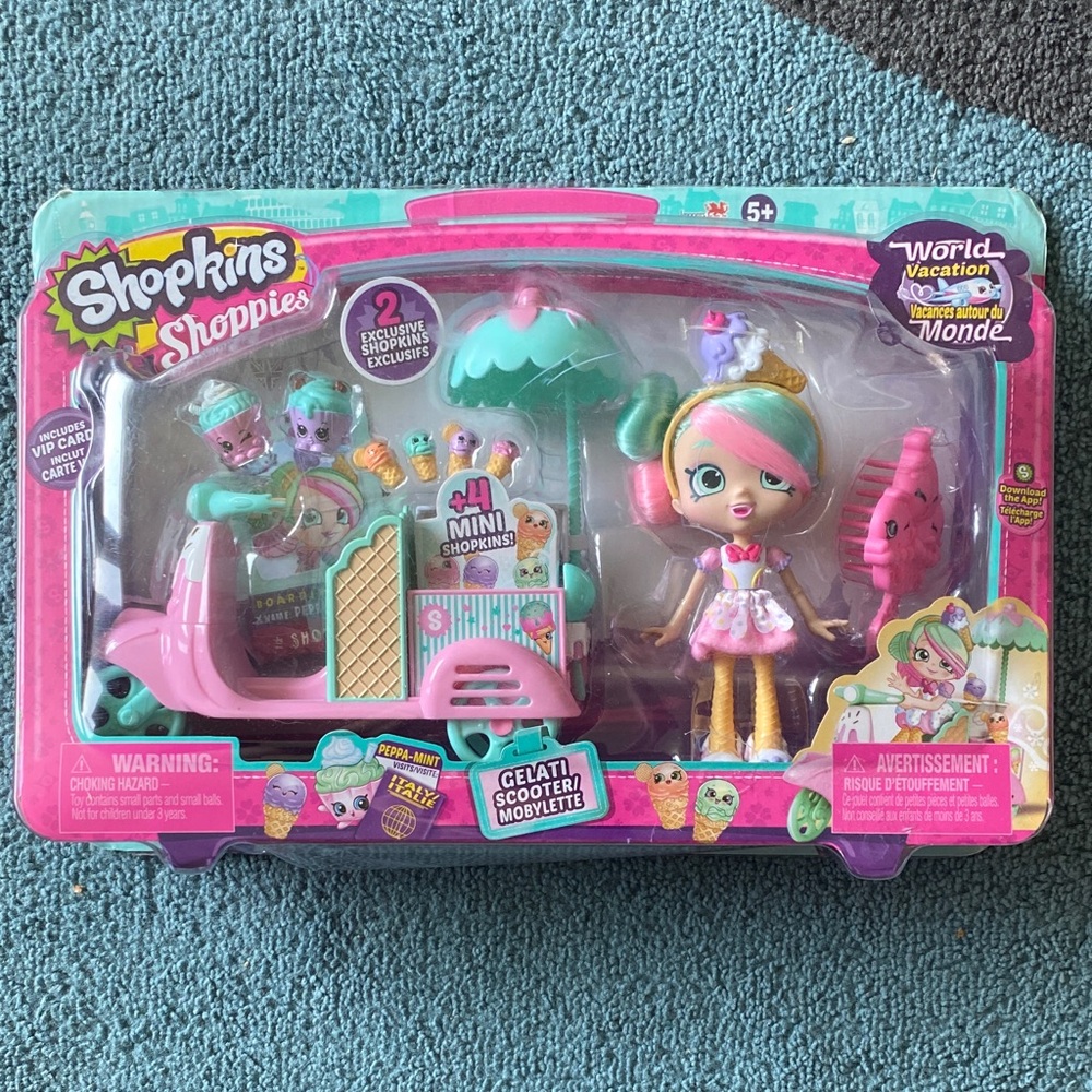 Shopkins Shoppies Gelati Scooter Playset - Pink and Teal